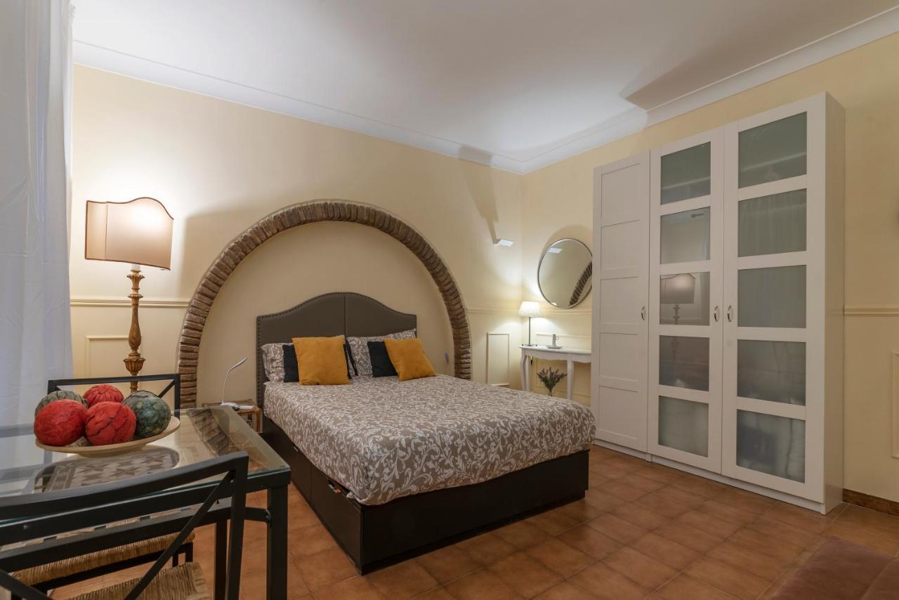 Piazza Navona & Pantheon Central Apartment ローマ エクステリア 写真