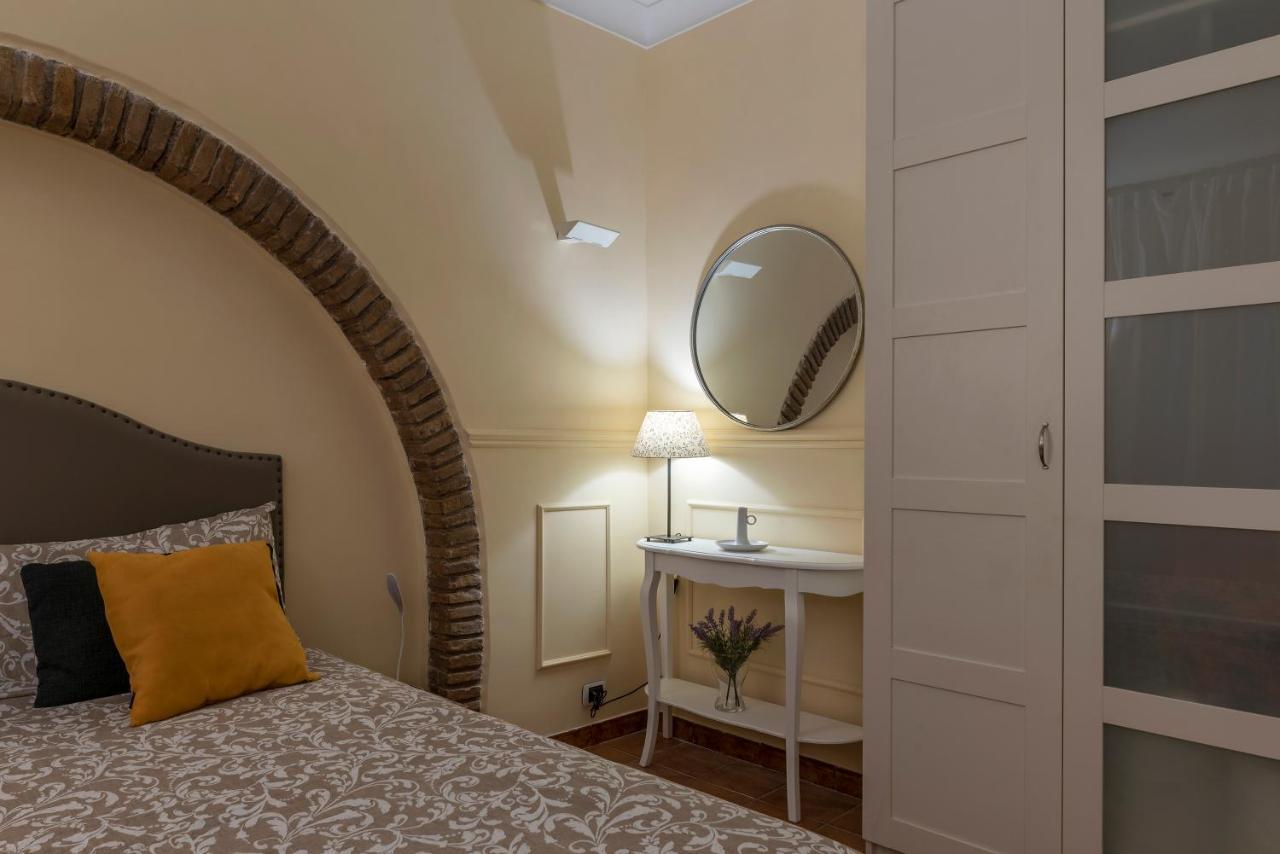 Piazza Navona & Pantheon Central Apartment ローマ エクステリア 写真